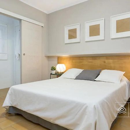 Cosy 3-Bedroom Apartment For 6-8 People Just 50M From The Beach Салоу Экстерьер фото